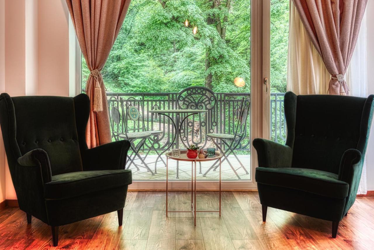 Nature Apartment - Minutes Away From The Old Town And Afi Mall Brasov Ngoại thất bức ảnh
