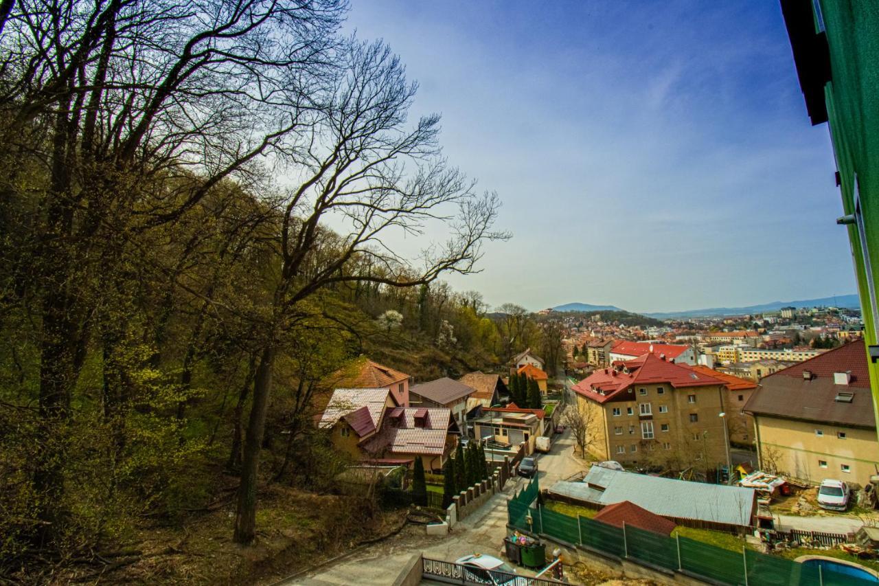 Nature Apartment - Minutes Away From The Old Town And Afi Mall Brasov Ngoại thất bức ảnh