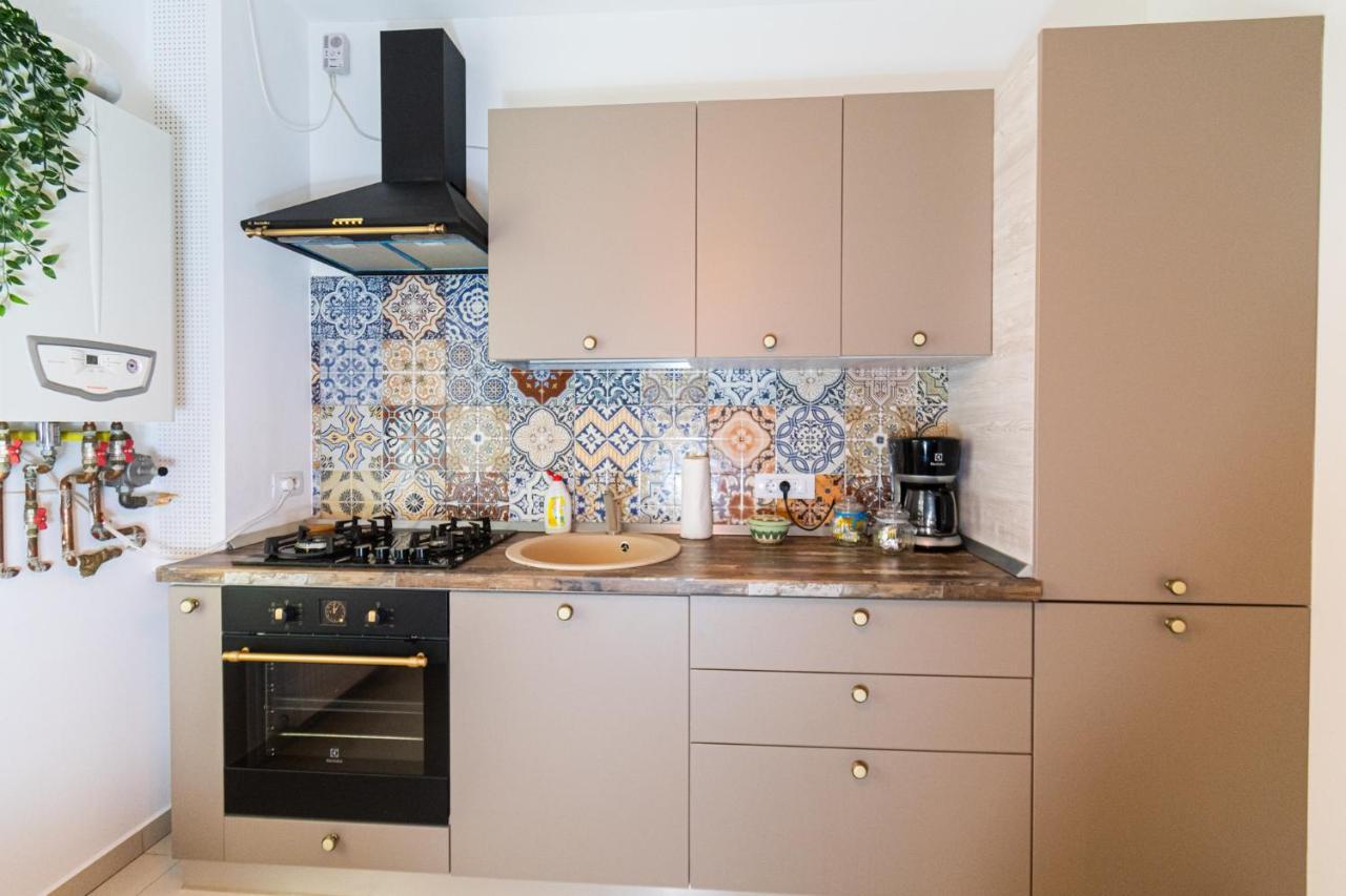 Nature Apartment - Minutes Away From The Old Town And Afi Mall Brasov Ngoại thất bức ảnh